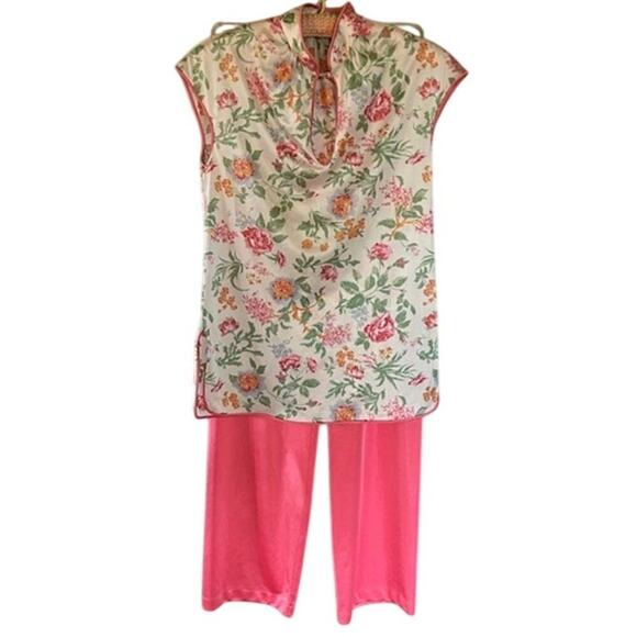 Vintage 1970s Vanity Fair Floral Pajama Set – Size Petite - Picture 1 of 9